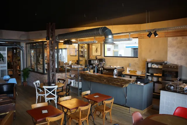 Café Lomi