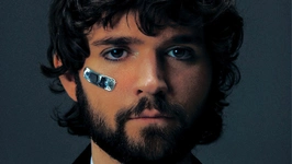 Madeon presents « Victory »