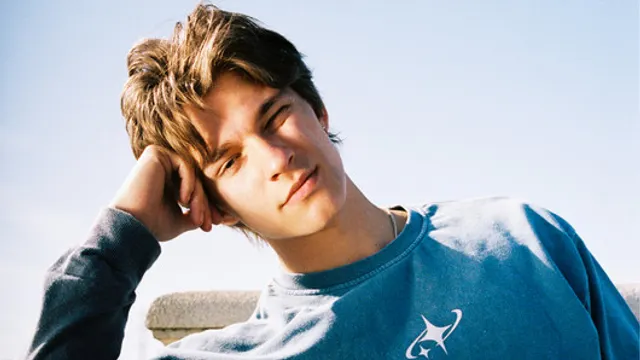 Alex Sampson