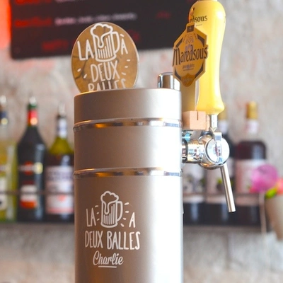 Charlie et sa bière à deux balles : un bar de potes à prix d'amis !