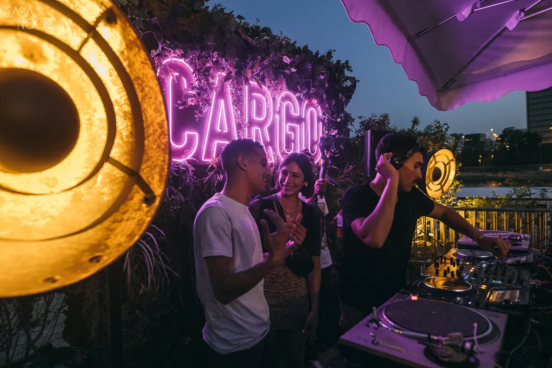 Cargo Bar Paris