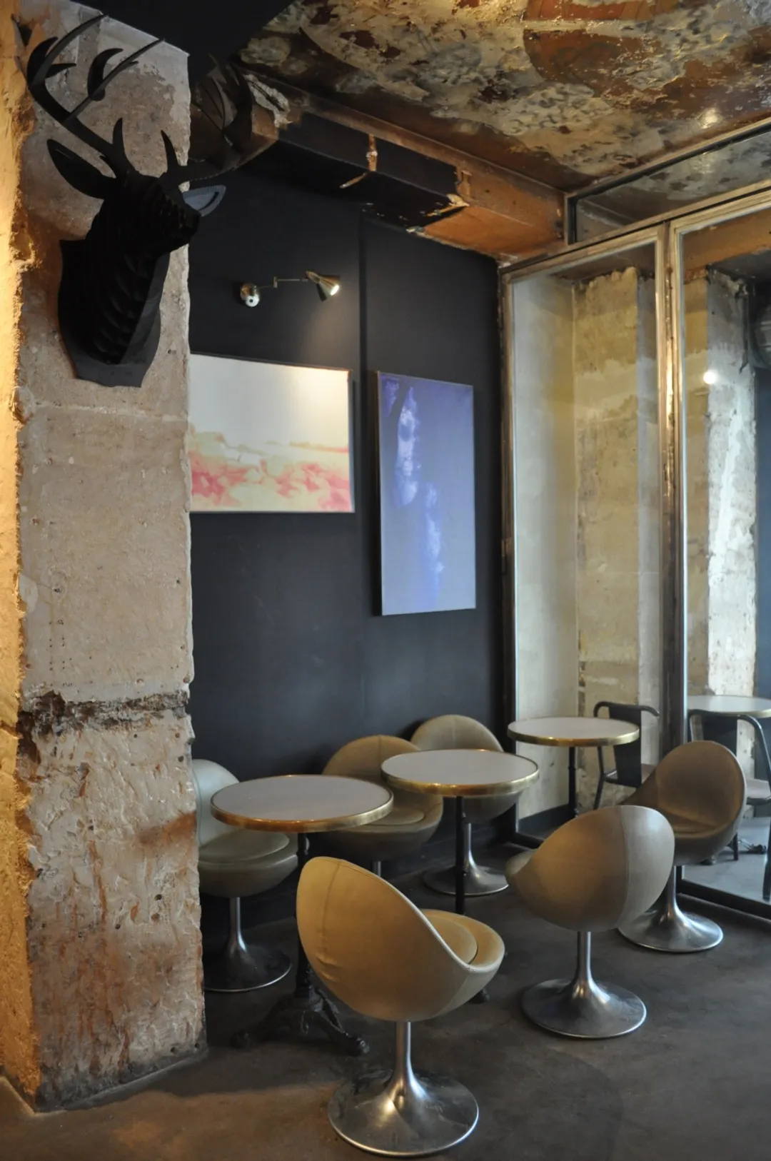 Cache ta Joie Restaurant Bar Paris