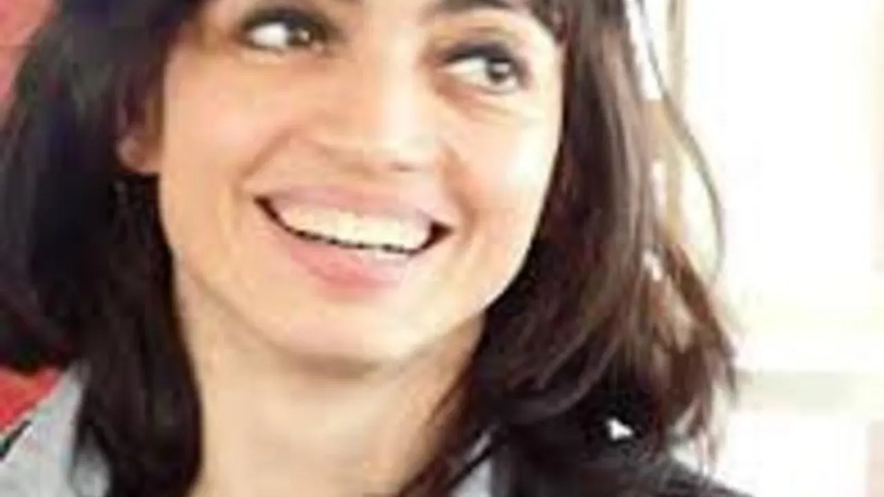 La seconde chance de Camélia Huppe, Nathalie Léone