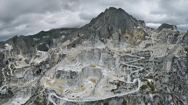 Edward Burtynsky - "Mounds and Voids: From Human to Global Scale"